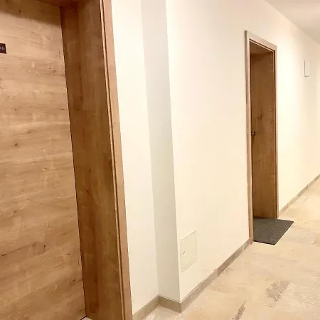 City-loft Fur 2 Am Tegernsee Mit Parkplatz & Wlan